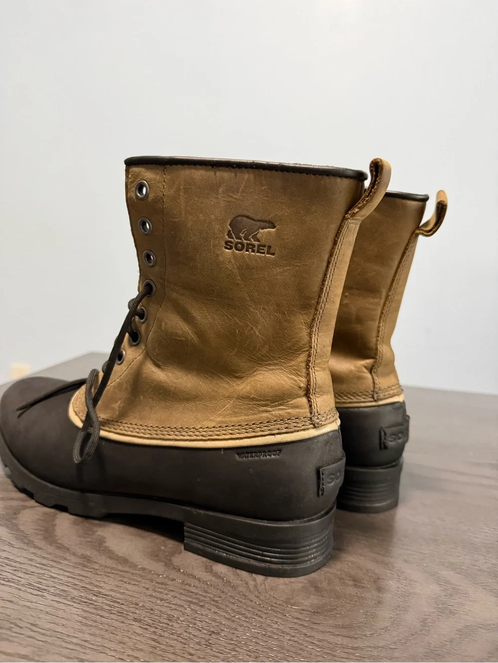 SOREL Women’s Emelie Waterproof Leather Duck Boots Brown Black Size 10